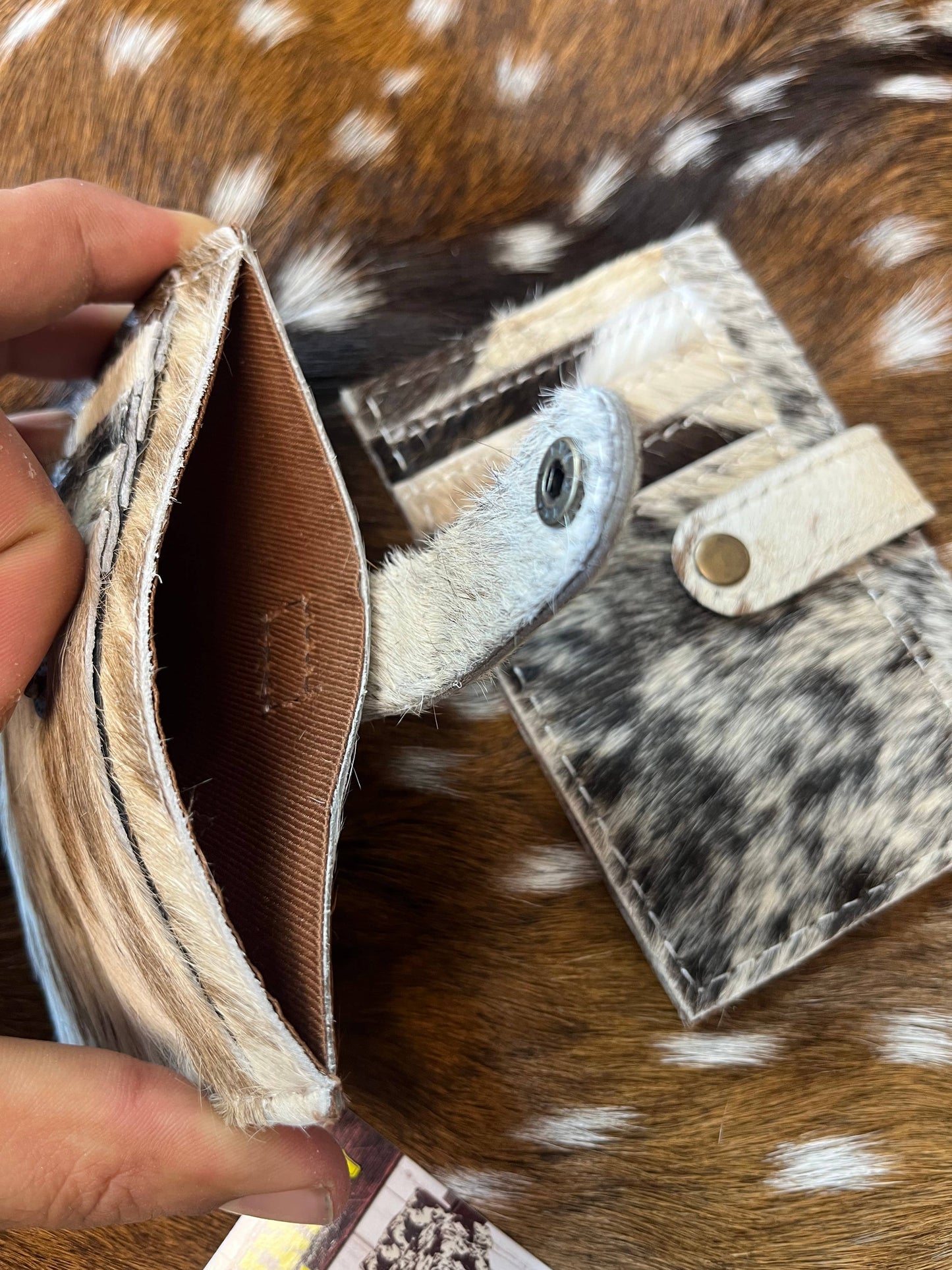 Cowhide Credit Card Wallet - Multi-purpose