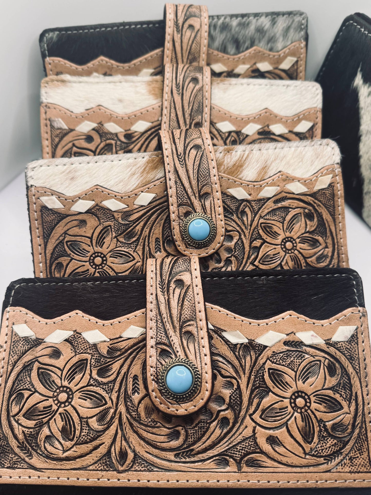 Tooled cowhide 
wallet