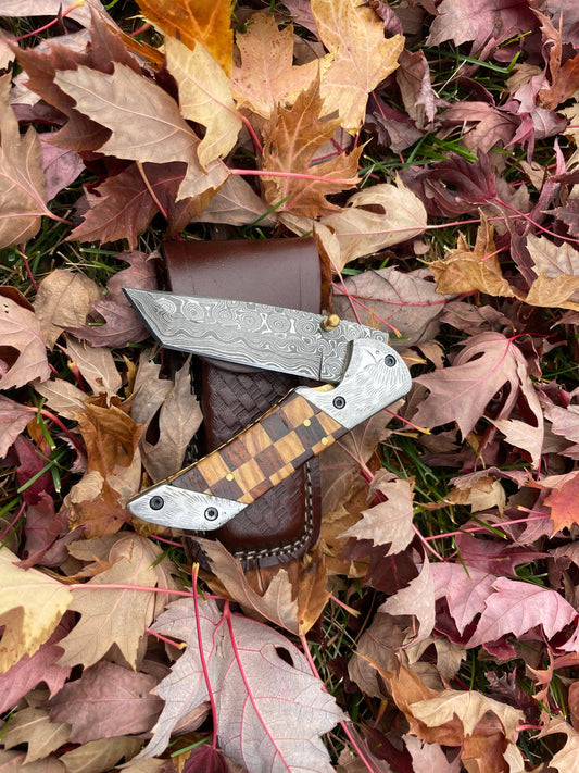 Damascus Steel Eagle Engraved Checkered Pocket Knife TK-041