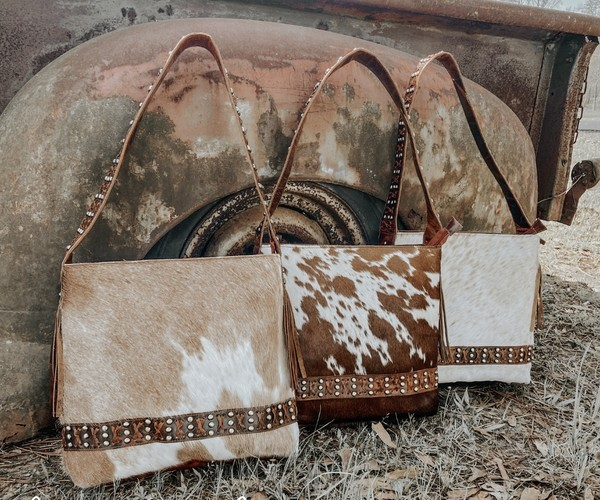 Cowhide Stiched Leather Purse